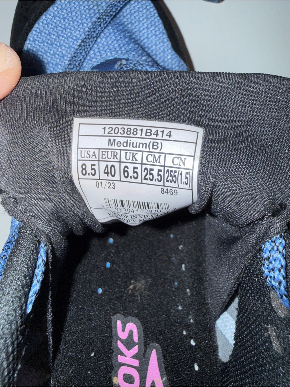 Brooks Blue Running Sneakers with Black & Pink Details - Picture 5 of 6